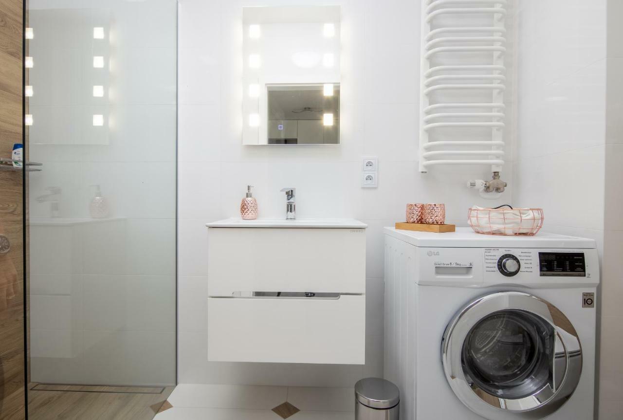 Apartamenty Ul. Marii Konopnickiej クラクフ エクステリア 写真