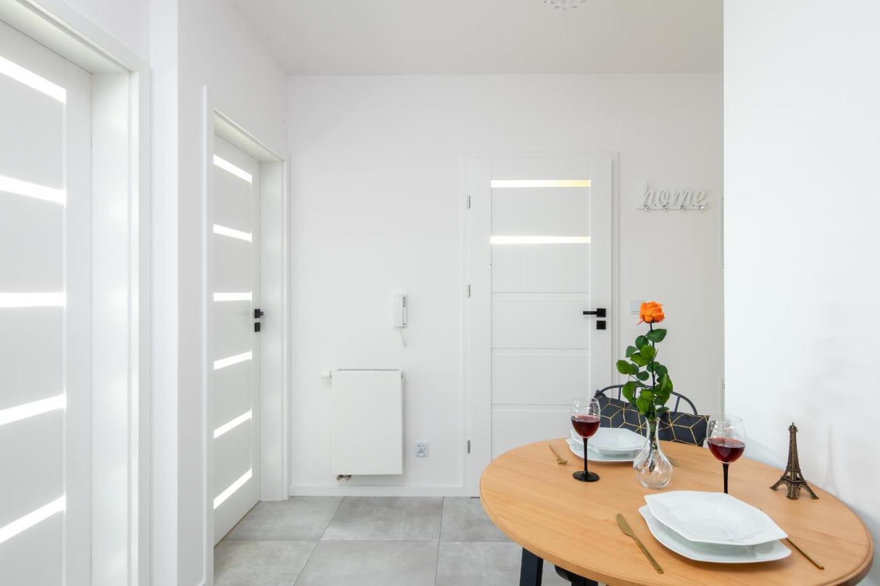 Apartamenty Ul. Marii Konopnickiej クラクフ エクステリア 写真